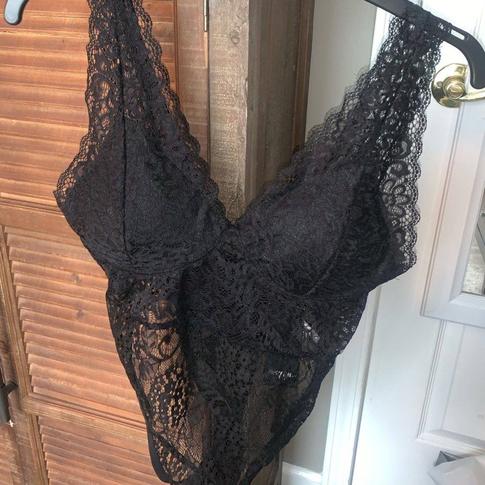 Two bodysuits - Picture 3 of 7